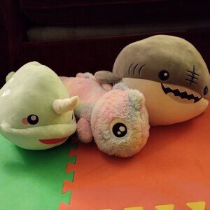 Takashoji Gray Shark, Blue Narwhal + Soft Mochi Reptile Soft Stuffed Plush NWT
